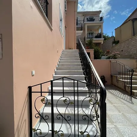 Nyaraló Panoramic View Vathí